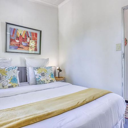 The Bedford Manor Hotel Centurion Ngoại thất bức ảnh