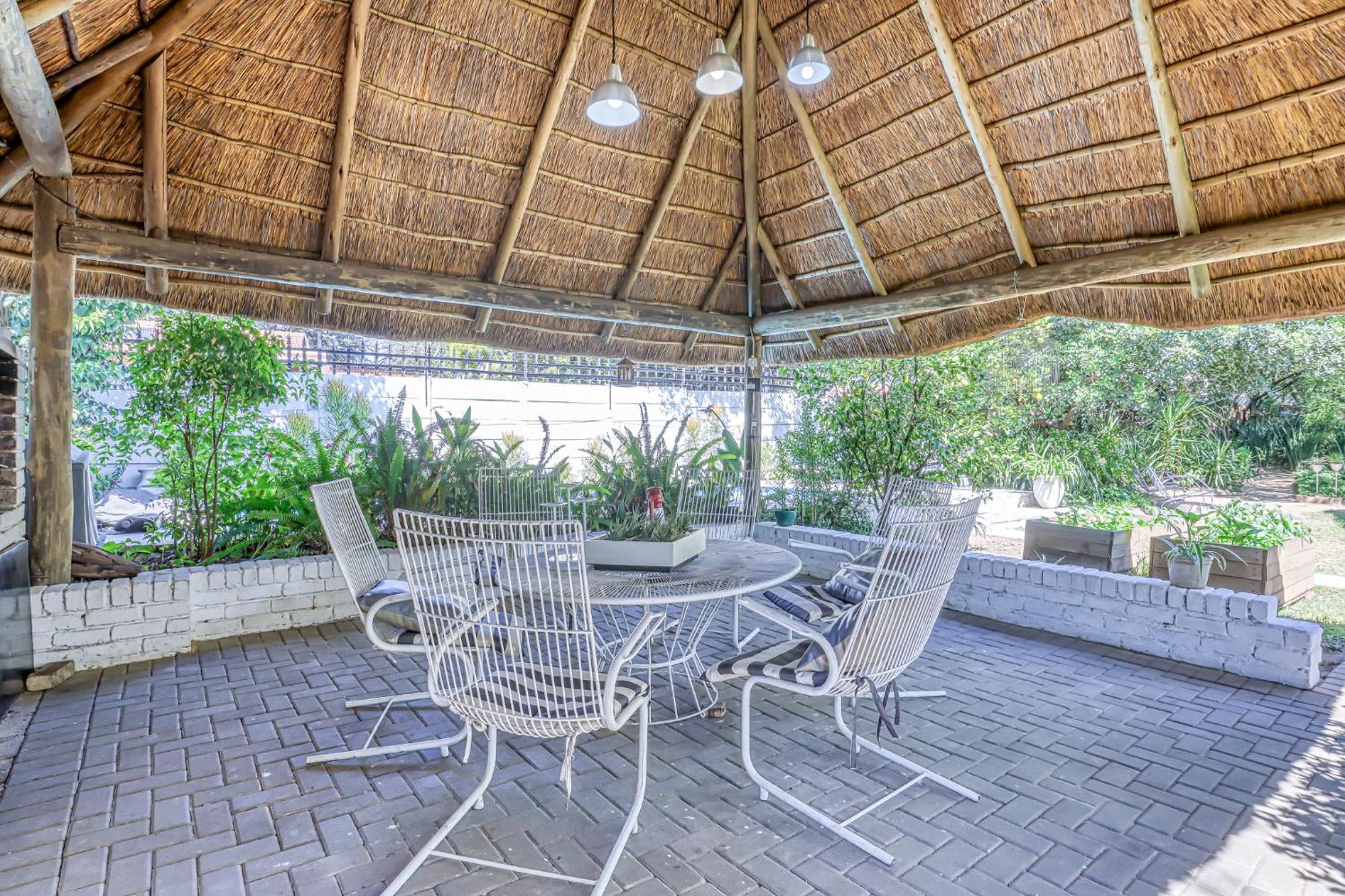 The Bedford Manor Hotel Centurion Ngoại thất bức ảnh